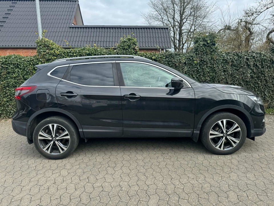 Nissan Qashqai 1,2 Dig-T 115 N-Connecta X-tr. 5d