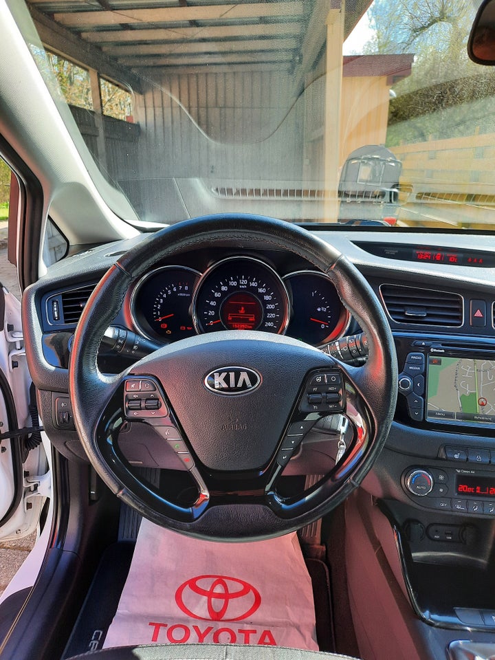 Kia Ceed 1,4 CVVT Spring 5d