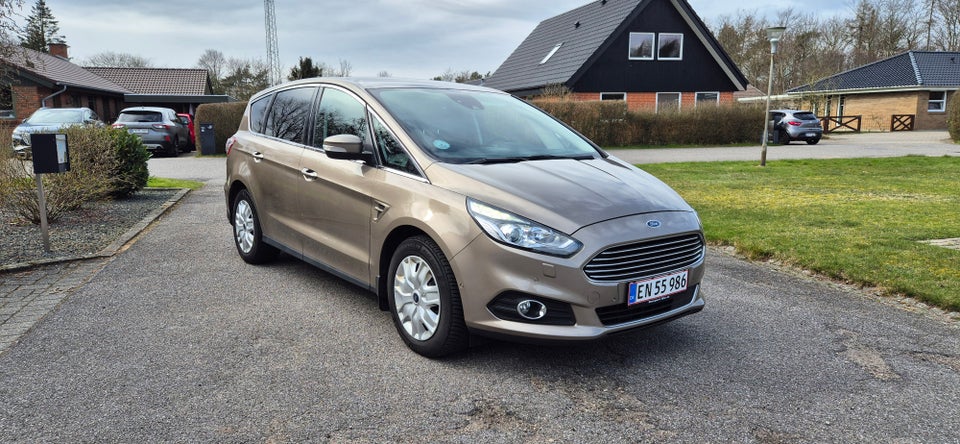 Ford S-MAX 1,5 EcoBoost Titanium 7prs 5d