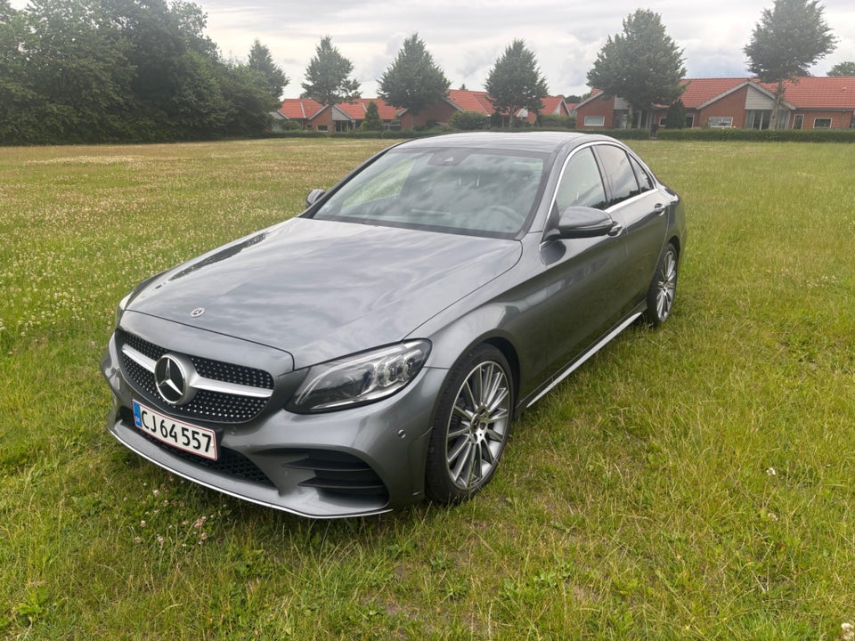Mercedes C220 d 2,0 AMG Line aut. 4d
