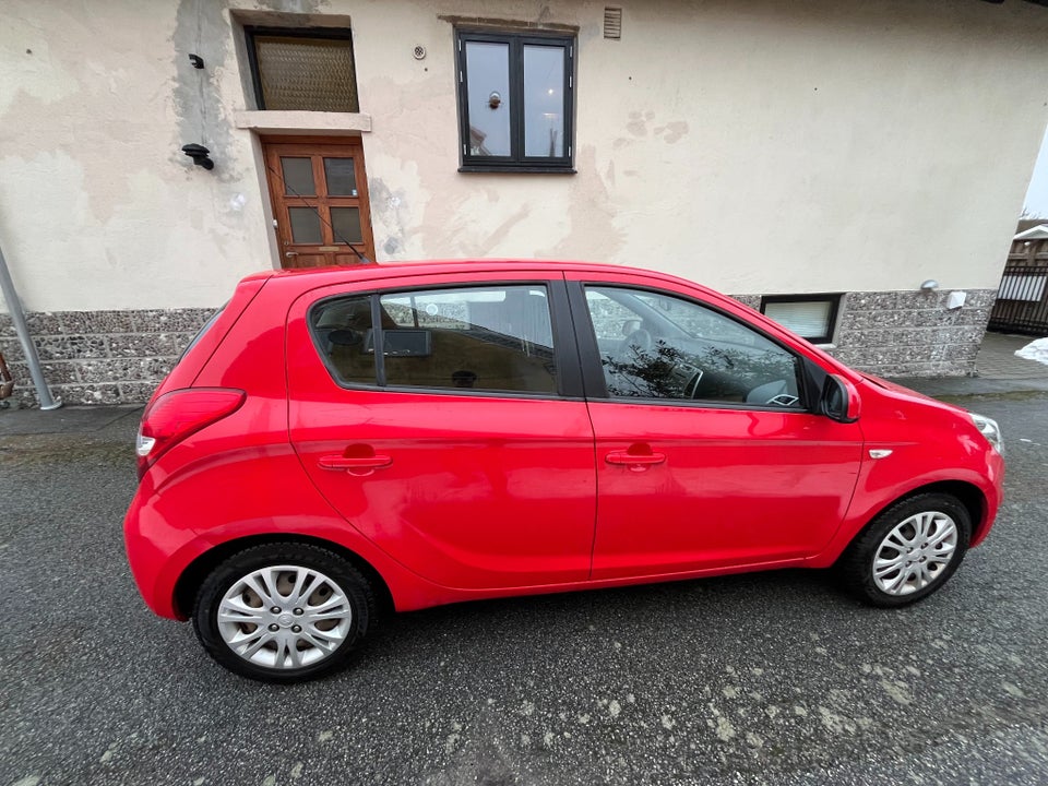 Hyundai i20 1,25 Classic 5d