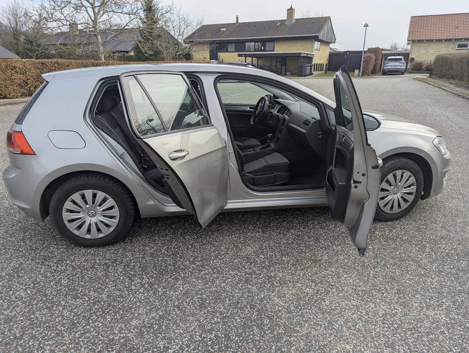 VW Golf VII 1,4 TSi 122 Highline DSG BMT 5d