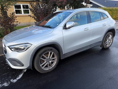 Mercedes GLA220 d 2,0 aut. 4Matic 5d