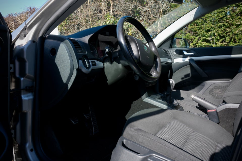 Skoda Octavia Scout 2,0 FSi 4x4 5d