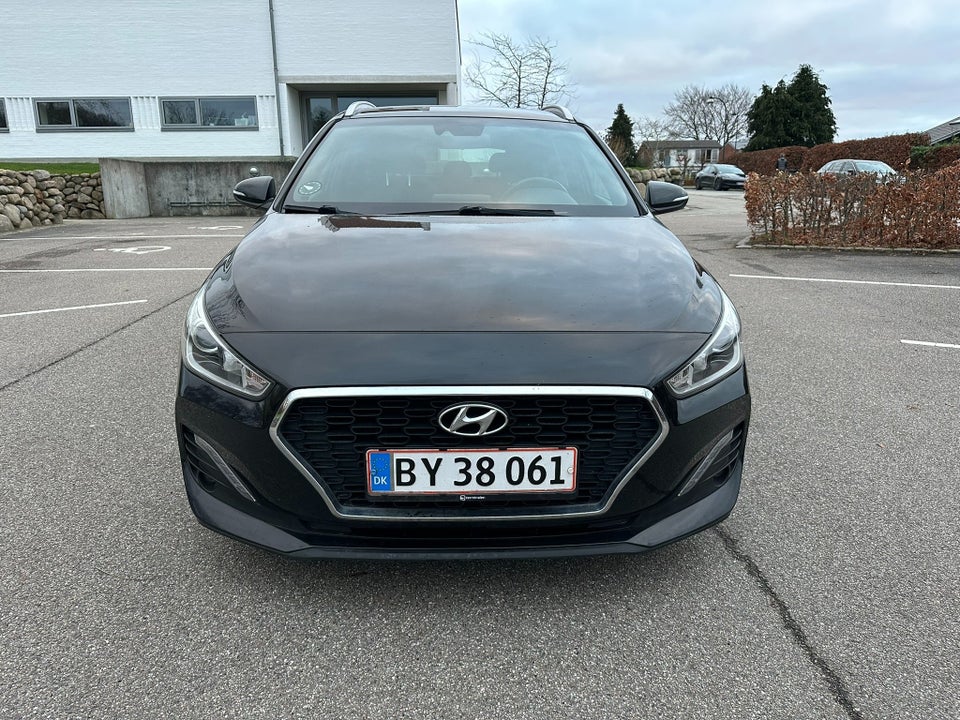 Hyundai i30 1,0 T-GDi Go! stc. 5d