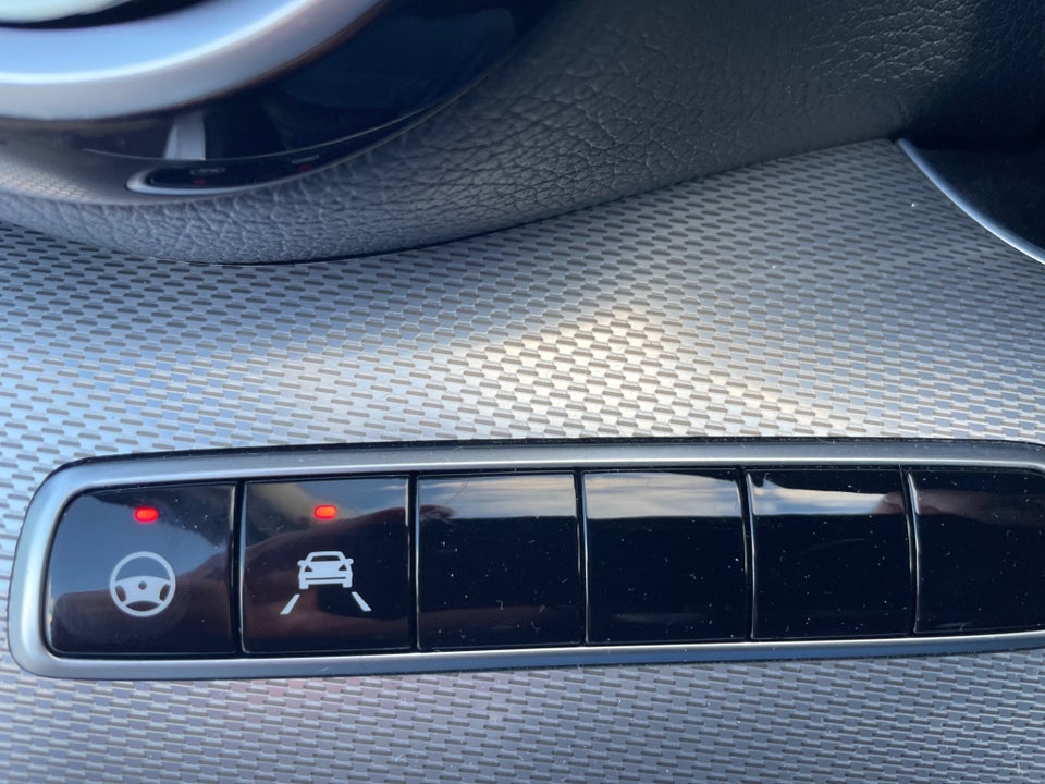 Mercedes E400 d 2,9 aut. 4Matic 4d