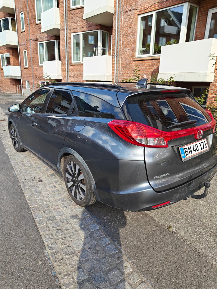 Honda Civic 1,6 i-DTEC Comfort Tourer 5d