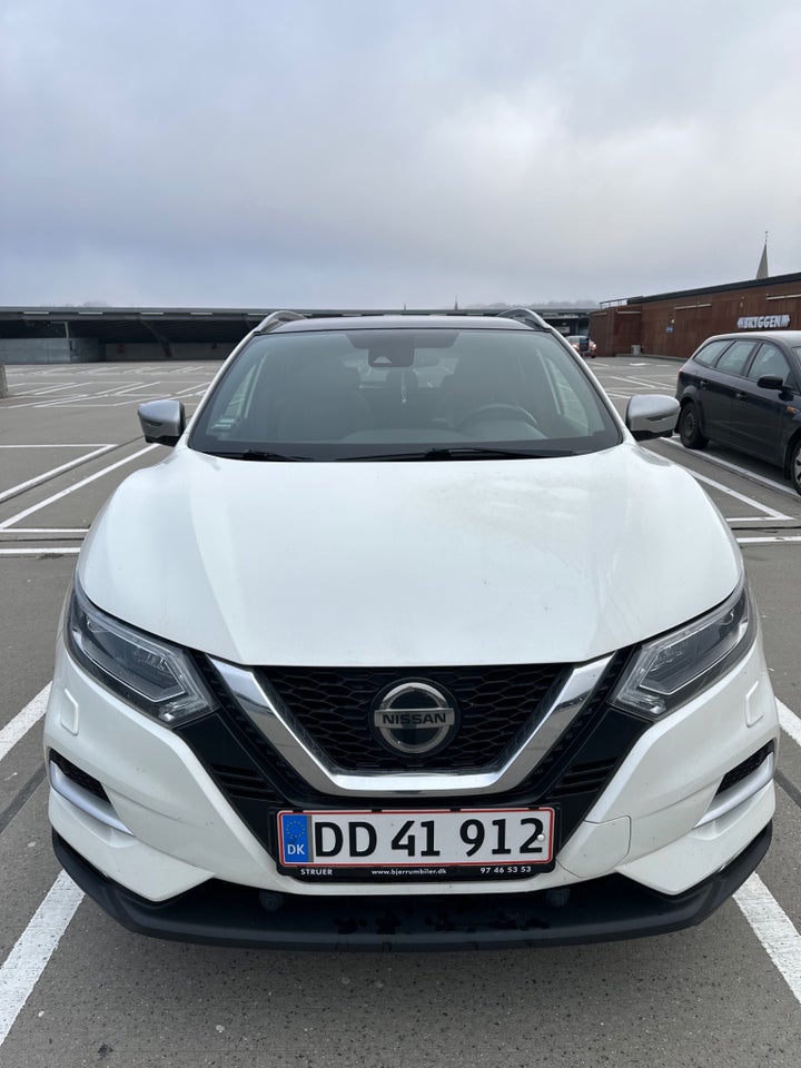 Nissan Qashqai 1,5 dCi 115 Tekna 5d