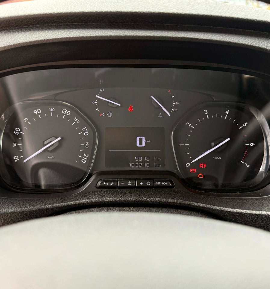 Peugeot Traveller 1,5 BlueHDi 120 L3 Active