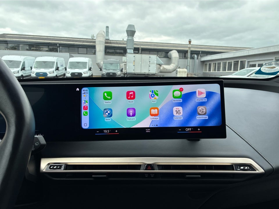 BMW iX xDrive40 Fully Charged Sport 5d