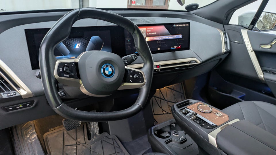 BMW iX xDrive40 5d