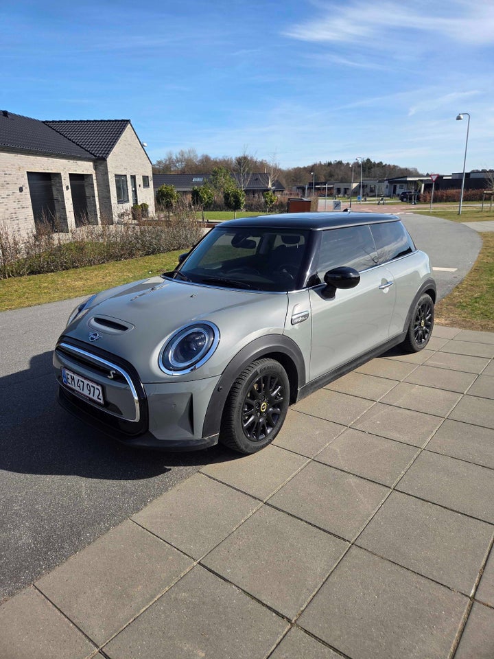 MINI Cooper SE Camden Edition 3d