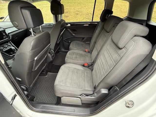 VW Touran 2,0 TDi 190 Highline DSG 5d
