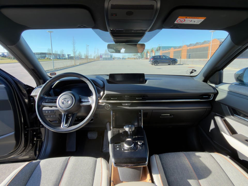 Mazda MX-30 e-SkyActiv First Edition 5d