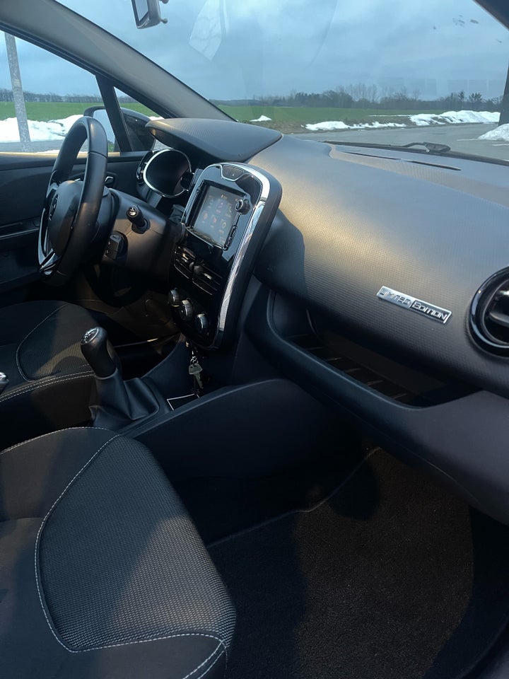 Renault Clio IV 1,5 dCi 75 Expression 5d