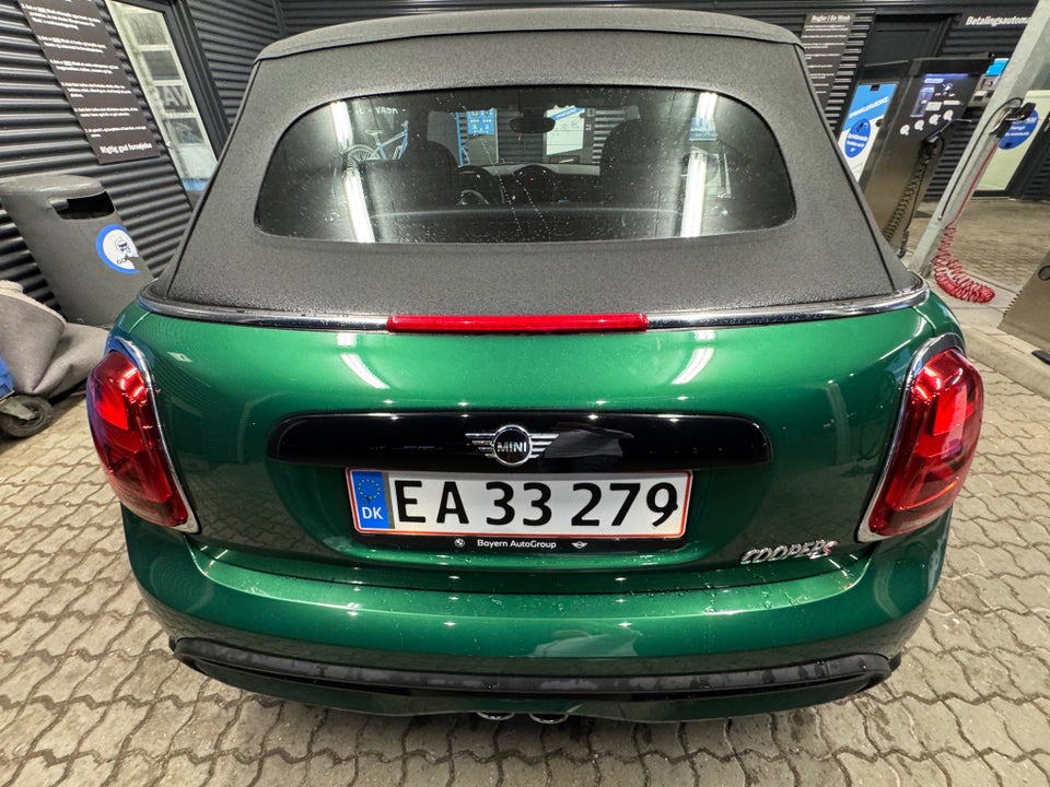 MINI Cooper S 2,0 Essential Cabriolet aut. 2d