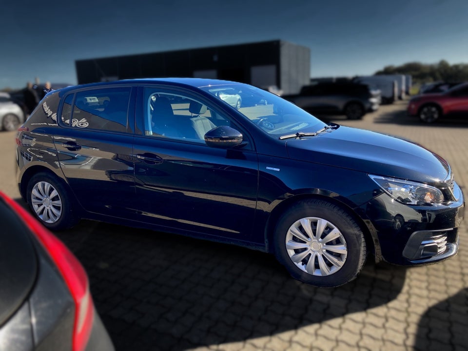 Peugeot 308 1,2 PureTech 130 Style 5d