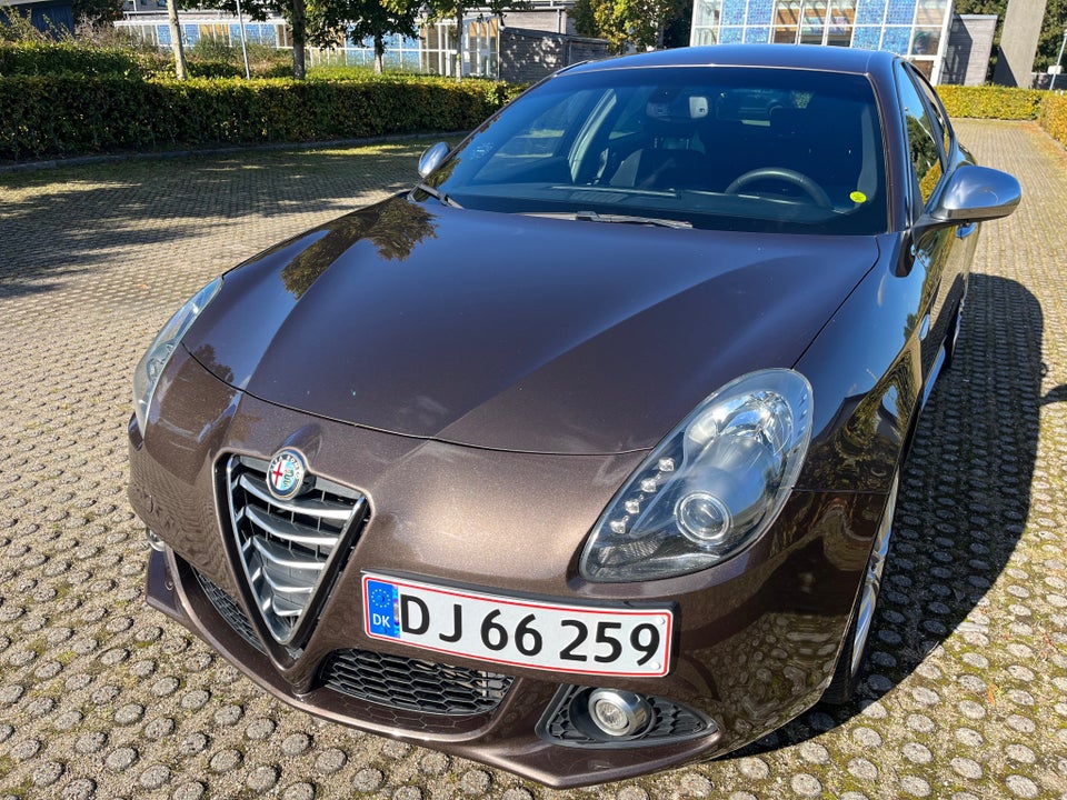 Alfa Romeo Giulietta 2,0 JTD 150 Sportiva 5d