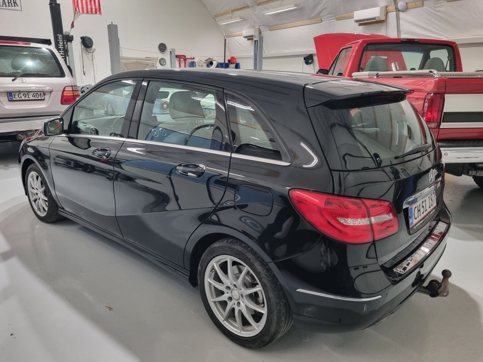 Mercedes B250 2,0 aut. 5d