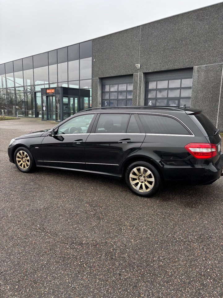 Mercedes E200 2,2 CDi stc. aut. BE 5d