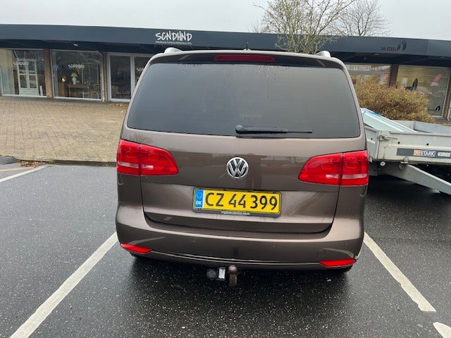 VW Touran 2,0 TDi 140 Highline DSG BMT Van 5d