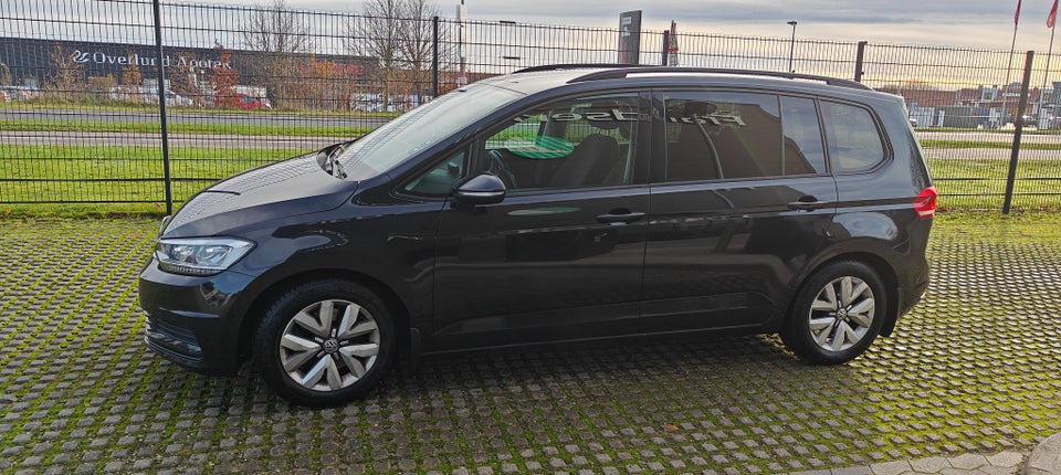 VW Touran 1,6 TDi 115 Comfortline 7prs 5d