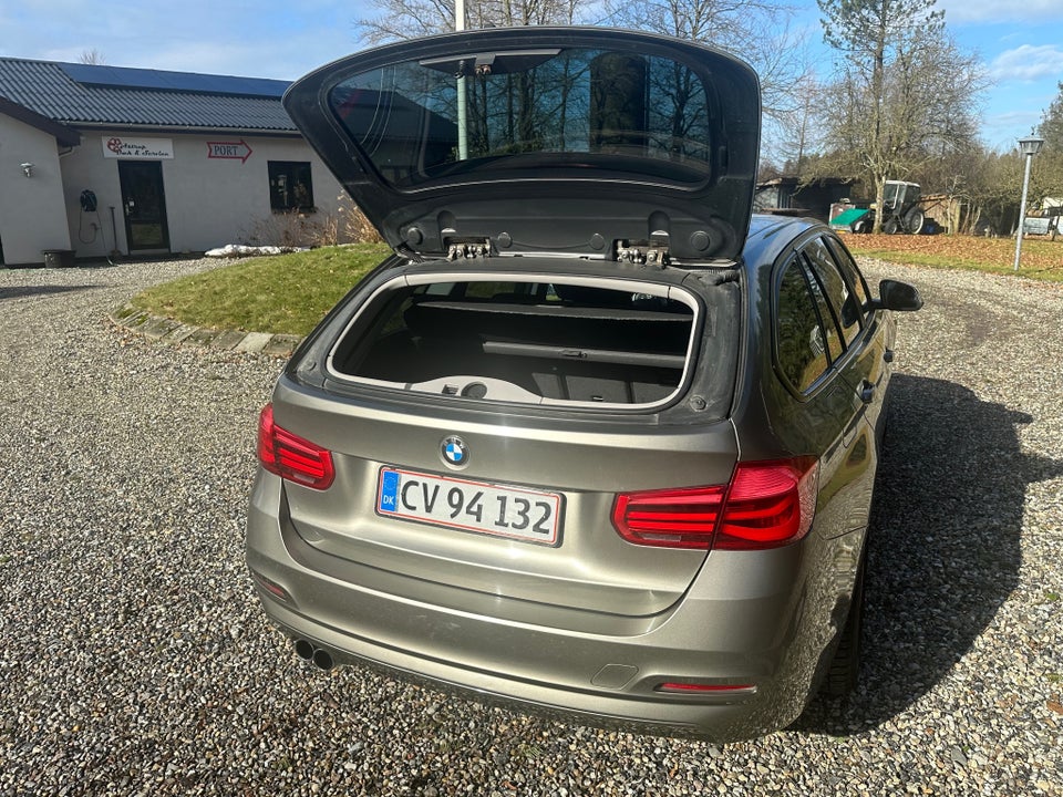 BMW 320d 2,0 Touring aut. 5d