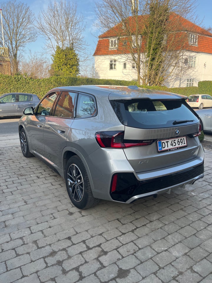 BMW iX1 xDrive30 M-Sport 5d