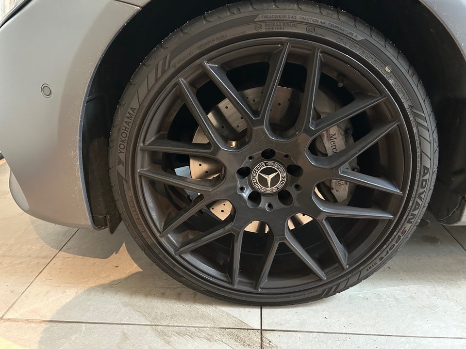 Mercedes E300 de 2,0 AMG Line Night Edition stc. aut. 5d