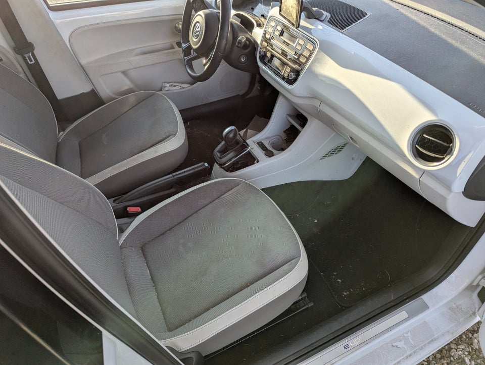 VW e-Up! High Up! 5d