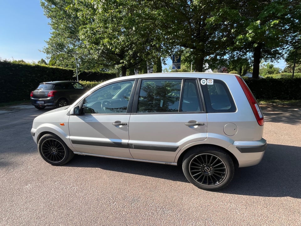 Ford Fusion 1,4 TDCi 68 Trend 5d