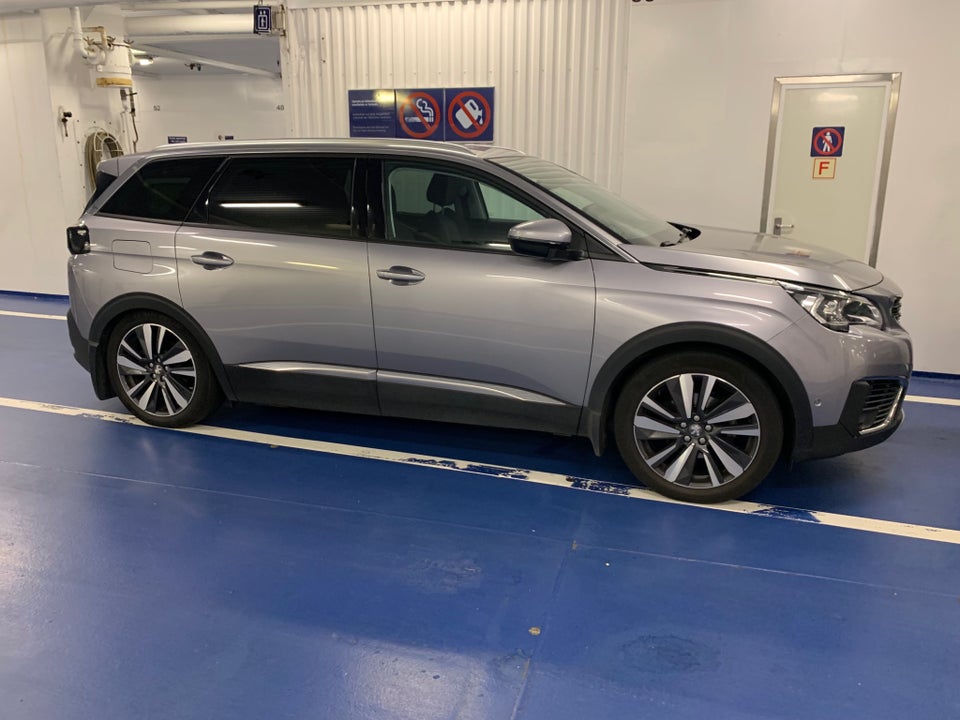 Peugeot 5008 1,6 BlueHDi 120 Allure 7prs 5d