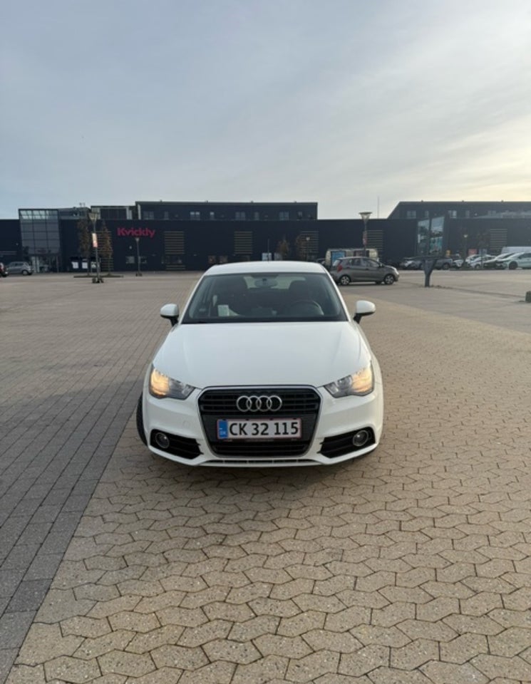 Audi A1 1,4 TFSi 122 Ambition S-tr. 3d