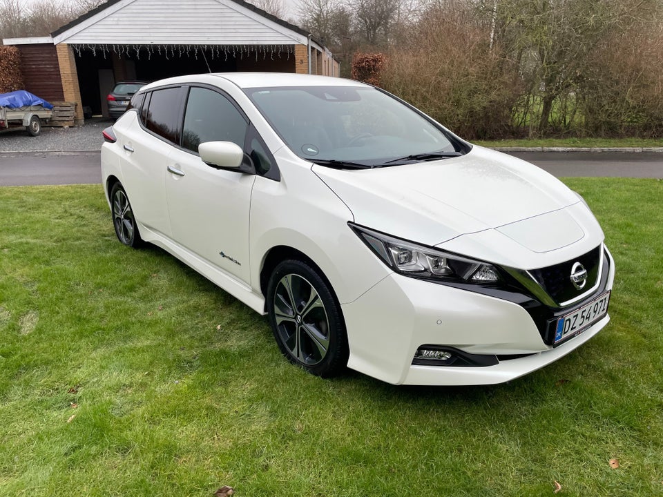 Nissan Leaf 40 Tekna 5d