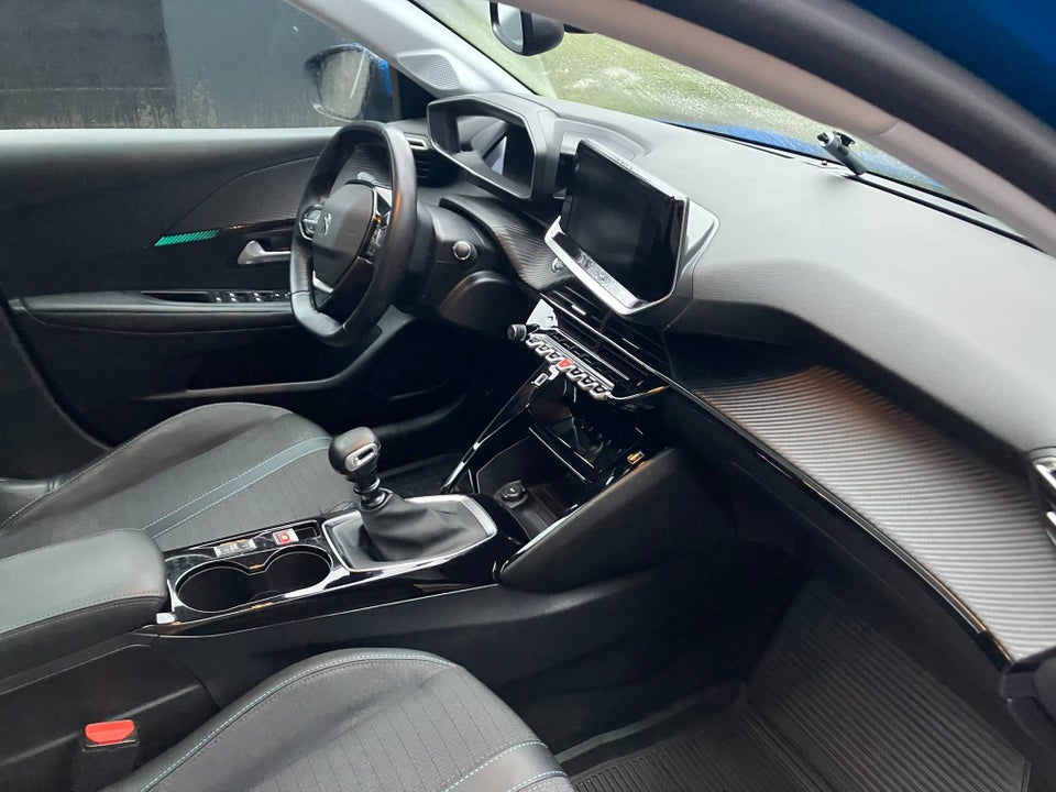 Peugeot 208 1,5 BlueHDi 100 Allure Sky 5d