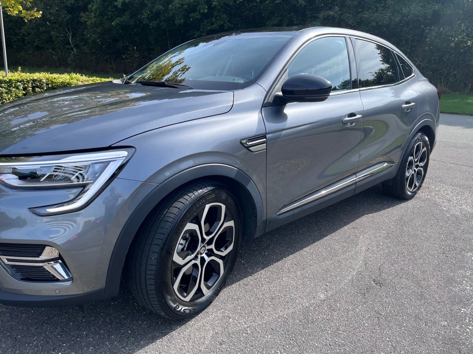 Renault Arkana 1,6 E-Tech Intens 5d