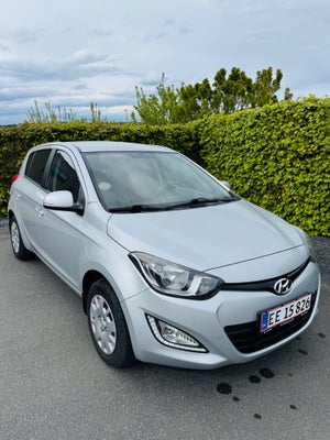 Hyundai i20 1,25 Comfort 5d