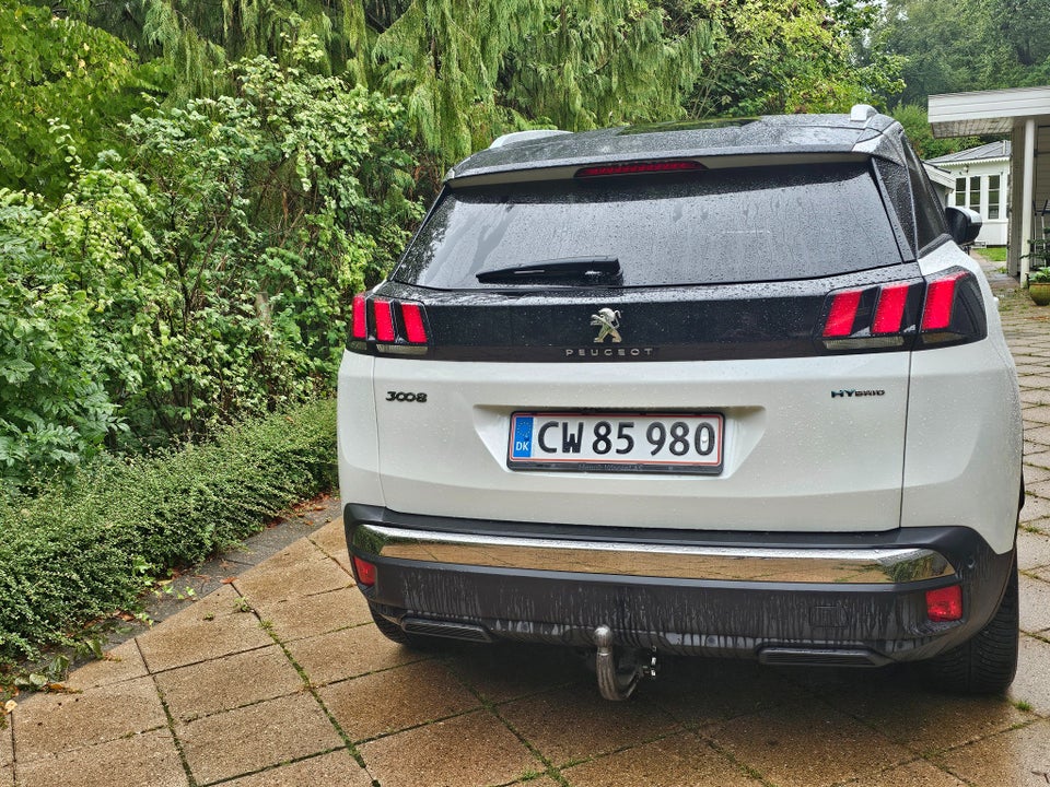 Peugeot 3008 1,6 Hybrid Allure Limited EAT8 5d