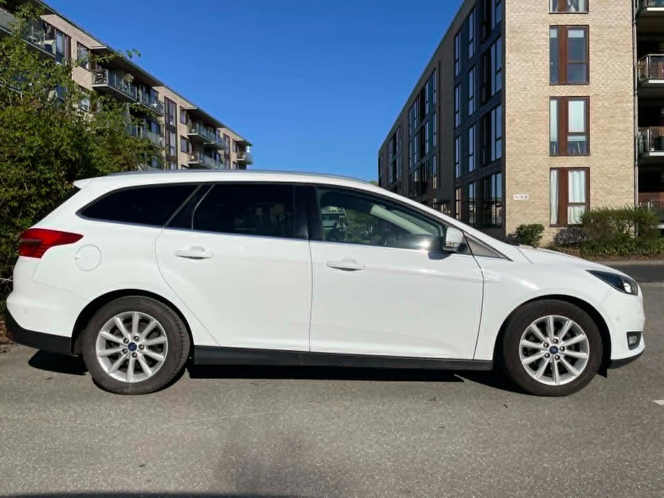 Ford Focus 1,0 SCTi 125 Titanium stc. 5d