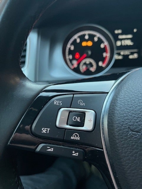 VW Golf VII 1,4 TSi 125 Trendline DSG BMT 5d