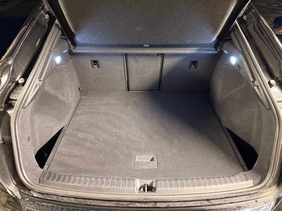 Audi Q4 e-tron 40 S-line Sportback 5d