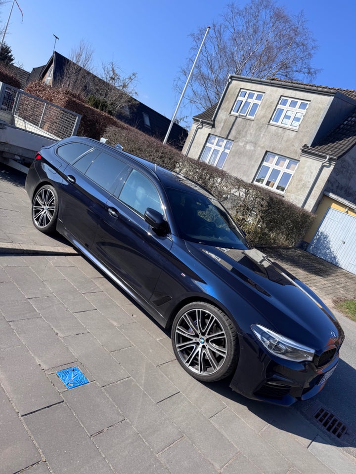 BMW 530d 3,0 Touring M-Sport xDrive aut. 5d