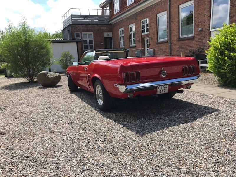 Ford Mustang 4,9 V8 Convertible aut. 2d