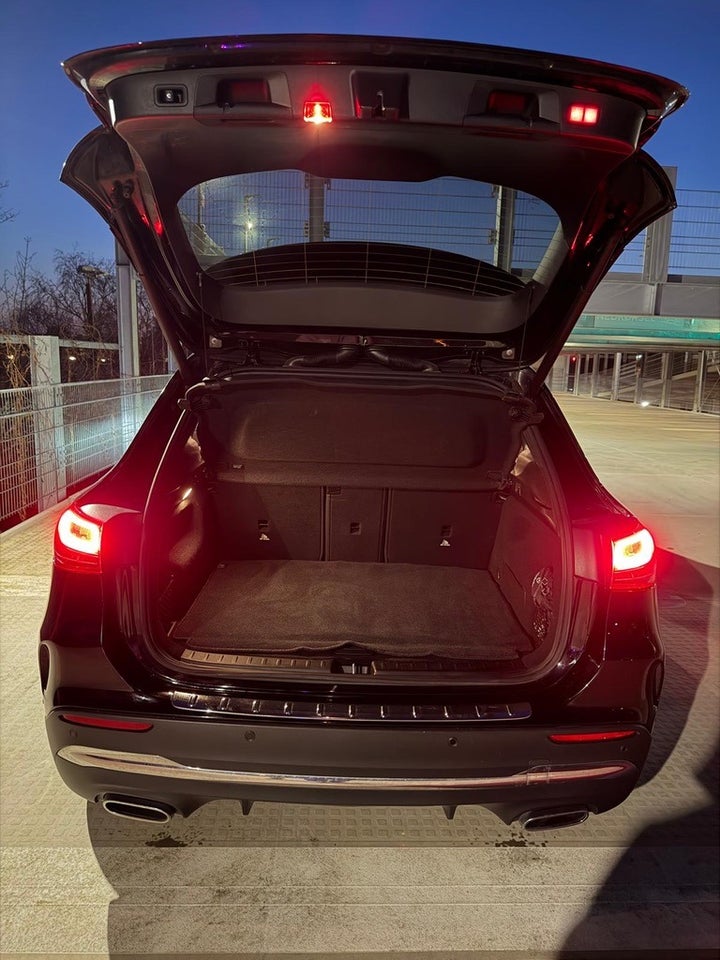 Mercedes GLA250 2,0 AMG Line aut. 5d