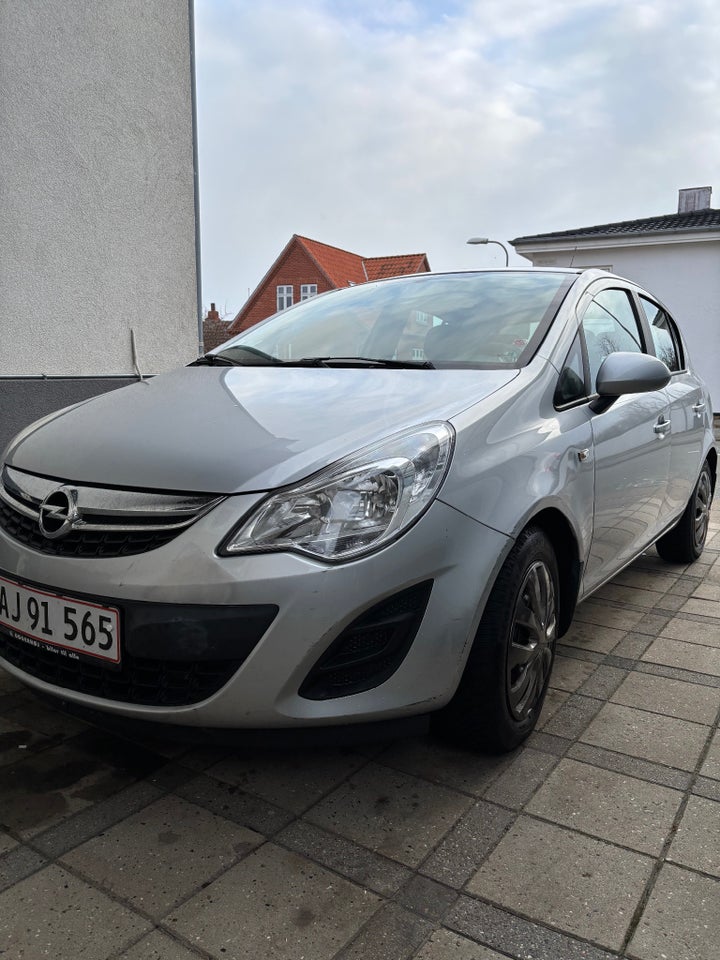 Opel Corsa 1,0 12V Enjoy 5d