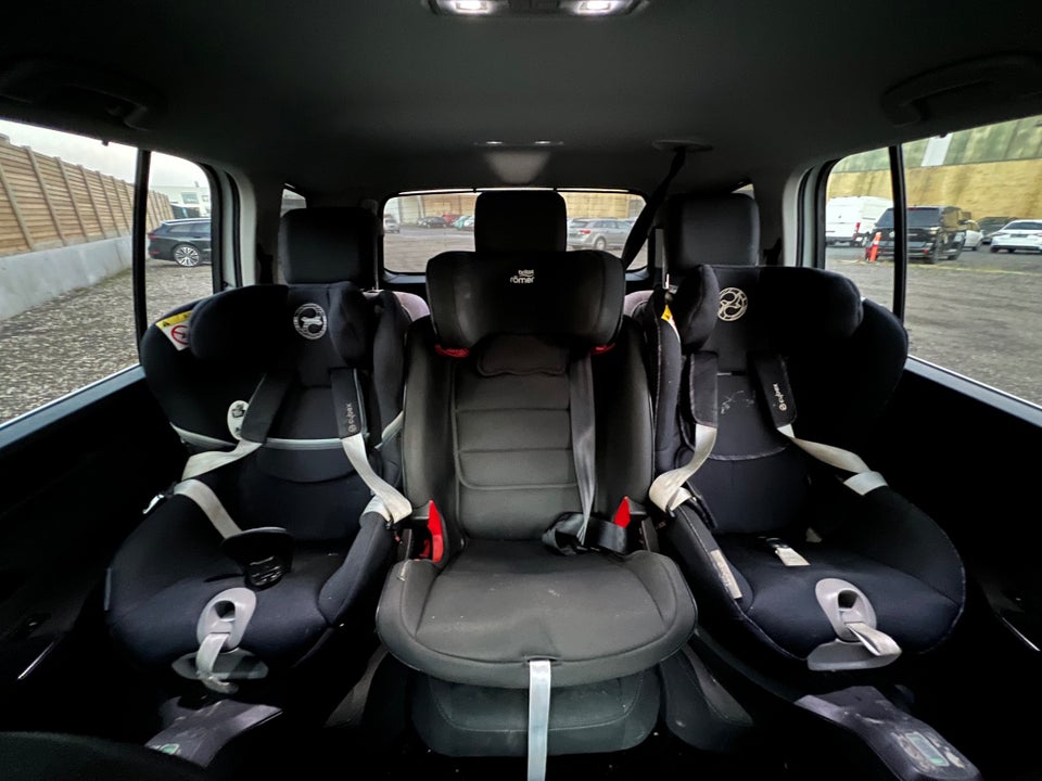 VW Touran 1,5 TSi 150 Highline DSG 7prs 5d