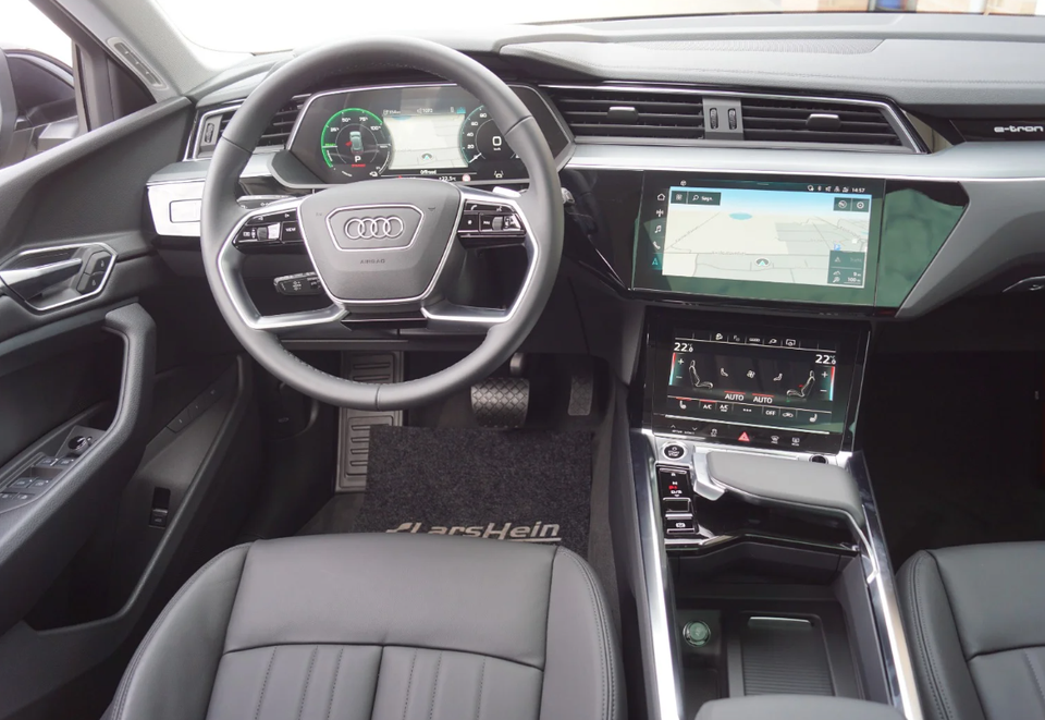 Audi e-tron 55 Advanced quattro 5d