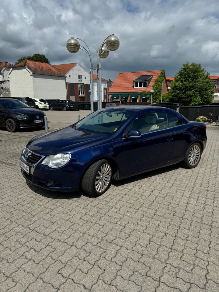 VW Eos 2,0 FSi 2d