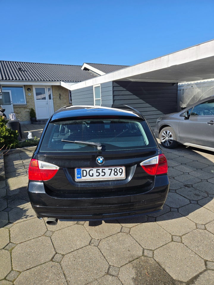 BMW 318i 2,0 Touring 5d
