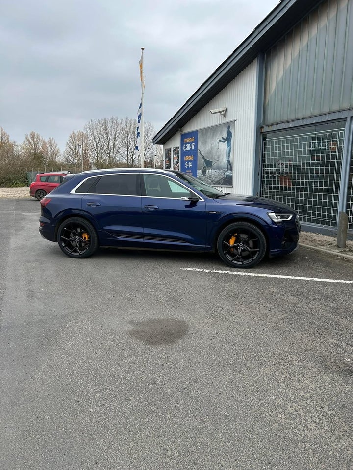 Audi e-tron 50 S-line quattro 5d